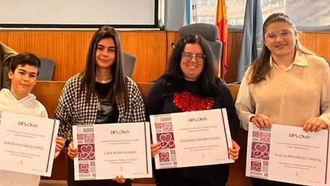 Las ganadoras de la 20� edici�n del certamen de cartas de amor.