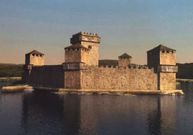 <span lang= es-es >Como pudo ser</span>. En el libro, cuyo texto está en castellano, gallego e inglés, se incluyen varias «reconstrucciones hipotéticas» de la fortaleza, elaboradas por la S.A. Xestión do Plan Xacobeo.