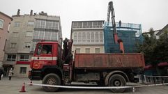 Obras de derribo de un inmueble deshabitado en la plaza de Espa�a, dentro del �mbito del plan