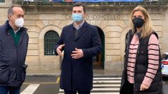 Fumega, a la izquierda, en una imagen de archivo con Gonzalo Caballero y Marina Ortega