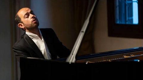 El pianista francs Franois Dumont acta en el Crculo de las Artes