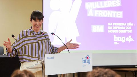 Ana Pont&oacute;n durante un acto previo al 8M.