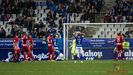 Linares Verdes Aaron Carlos Tartiere Real Oviedo Almeria.Aaron y Verdes se lamentan tras una ocasion de Linares
