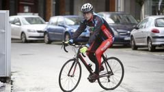 Tras recuperarse, D�az del Valle fue de los primeros en coger la bici