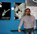 �ngel Fern�ndez quiere dar voz a los cantautores de la zona.