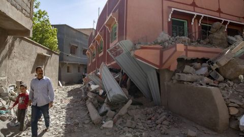 Edificio con da�os en Marrakech