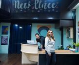 Patricia Loureda y �ngel Moreira inauguraron en Betanzos la tienda de moda urbana New Place. 