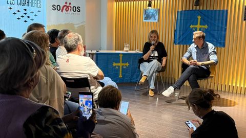 La diputada del Grupo Mixto Covadonga Tom� y el diputado de M�s Madrid en la Asamblea de Madrid Emilio Delgado