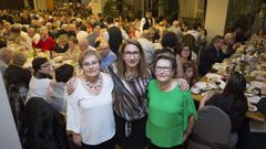 Medio millar de personas en la cena solidaria de la Asociaci�n Galega de Ataxias