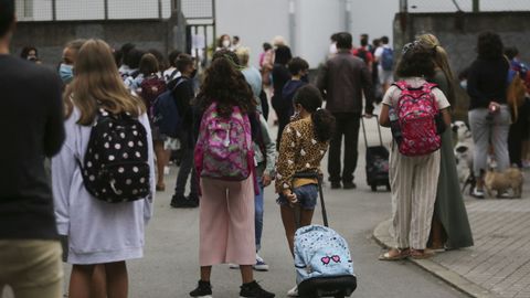 Entrada al colegio Ramn de la sagra.