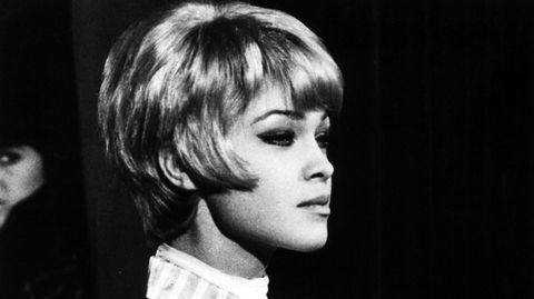 Pepa Flores, en 1969, interpretando a Carola de da, Carola de noche