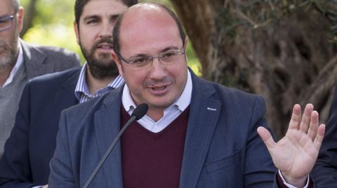 El presidente de Murcia niega todas las imputaciones por corrupci�n