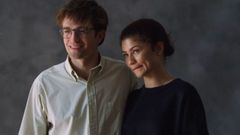Zendaya y Robert Pattinson celebran una boda destinada al caos en el tr�iler de �El drama�.