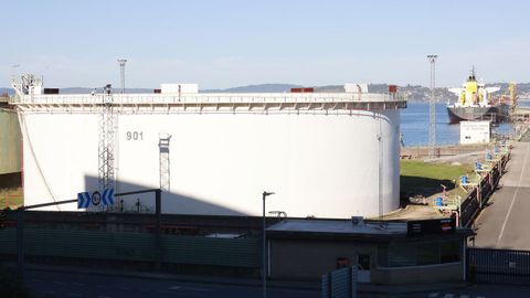 Repsol desmontará ahora los tanques 901, 902 y 903 de San Diego tras el traslado de las descargas de crudo a Langosteira en el 2023