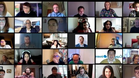 Formadores y alumnos de la escuela asturias F 5