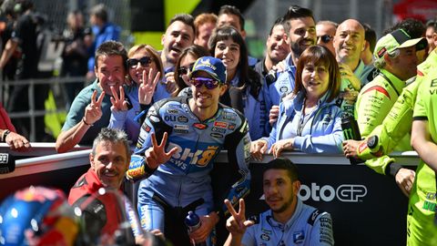 �lex M�rquez celebra la victoria en el esprint.
