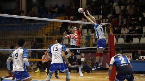 Uno de los �ltimos partidos entre Dumbr�a y Boiro