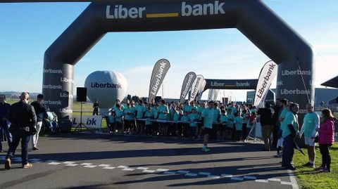 Salida de la carrera solidaria organizada por Fernando Alonso.Salida de la carrera solidaria organizada por Fernando Alonso 