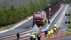 Llegada de un tren de mercanc�as al muelle interior