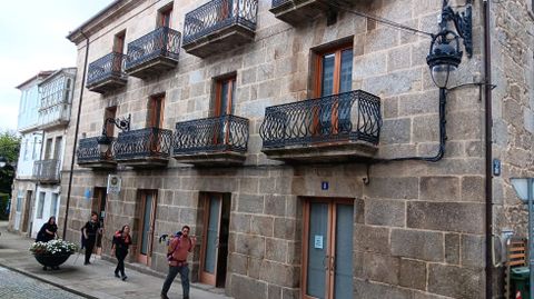 Este es el aspecto que presentan ahora los forjados de los ocho balcones de la fachada principal del nmero 8 de Formoso Lamas