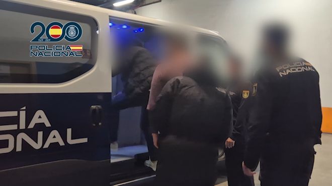 Imagen de los detenidos en la operaci�n contra el fraude en locales de compra venta de oro en Vigo