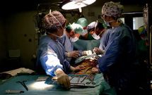 El equipo de cirug�a card�aca realiz� cerca de mil operaciones durante el a�o pasado. 