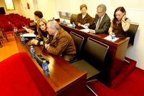 El pleno dio cuenta del cese de Rodr�guez Ares en noviembre.