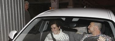 Becerrea.Teresa Romero llega a su casa recibida por su madre