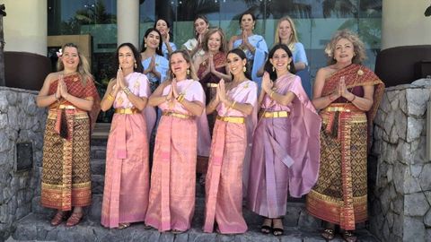 Las invitadas a la boda de Iago y Niki en Pattaya.