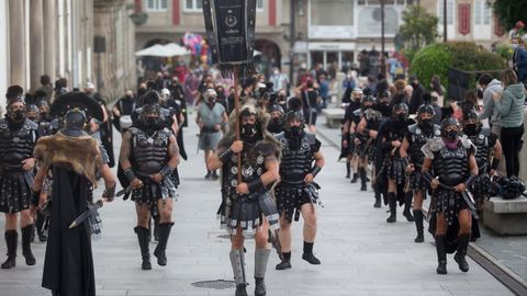 La guardia pretoriana despleg su majestuosidad desfilando por el centro de una ciudad que volvi a reencontrarse con su historia