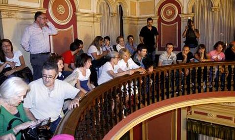 Alberto Fidalgo y Antonio Rodr�guez fueron dos de los socialistas presentes entre el p�blico.