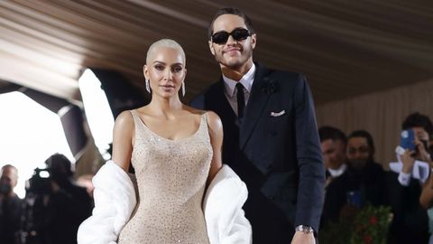 Kim Kardashian y Pete Davidson, en la ltima gala del Met de Nueva York