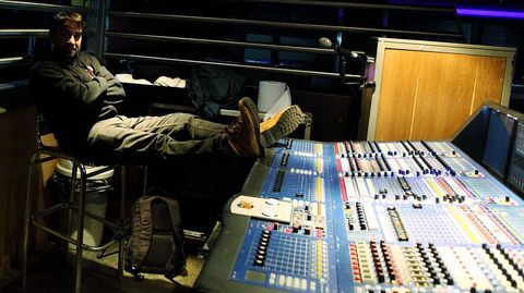 �scar, t�cnico de sonido en un concierto en Edimburgo