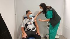 Reanudaci�n de la vacunaci�n con AstraZeneca en el Chuac