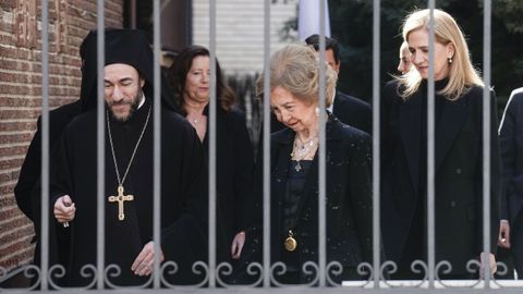 La reina Sof�a y la infanta Cristina