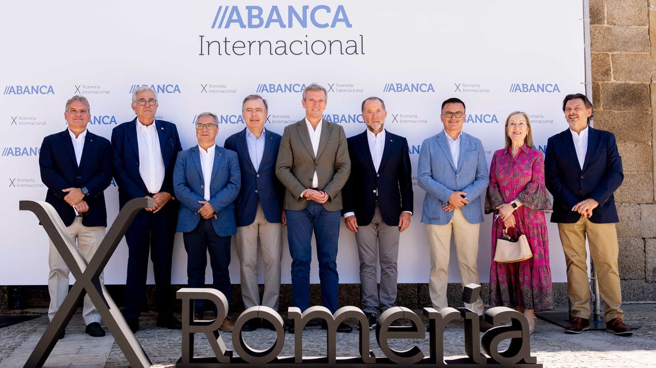 Abanca reúne a 350 personas en su décima romería internacional, este año en el monasterio de San Clodio