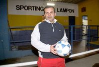 Alberto Vidal estuvo a punto de fichar por un conjunto belga, pero una �lcera estrope� la operaci�n. 