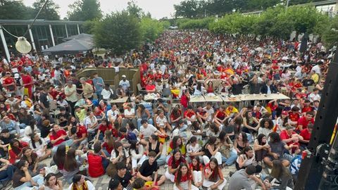 Celebraci�n colectiva en el Monte do Gozo por la selecci�n