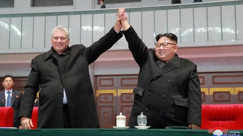 El presidente cubano, Miguel Diaz-Canel, visita al mandatario coreano Kim Jong-un