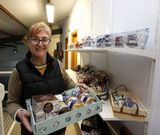 La empresa xovense de conservas Curric�n vuelve a elaborar cestas personalizadas. 