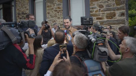Oliver Laxe, en Navia de Suarna tras ser premiado en el Festival de Cannes