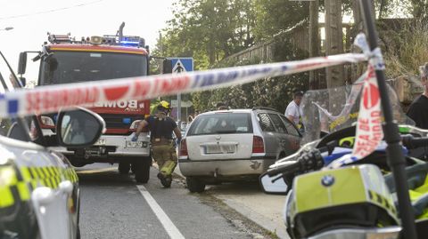 Un coche de color gris invadi� la acera en medio de un accidente m�ltiple y atropell� a la mujer y a su hija.