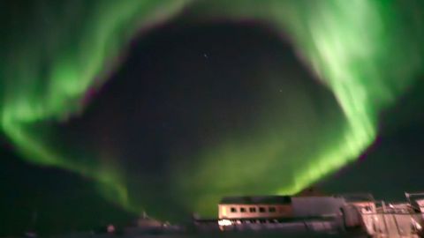 Las auroras boreales son un espectáculo en el Círculo Polar Ártico