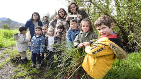 Voz Natura: alumnos del CRA de Vilaboa, con la asociaci�n Vaipolor�o en B�rtola 
