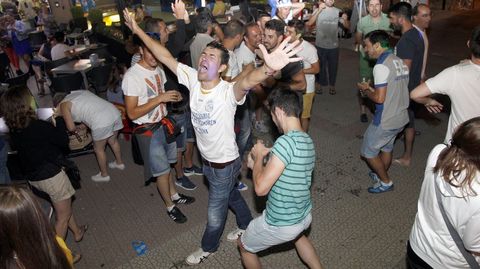 CLUB DE F�TBOL NOIA CELEBRA EL ASCENSO A TERCERA DIVISI�N 