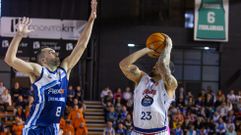 Barrueta, jugador del Obra, en la victoria ante el Fuenlabrada (77-97).