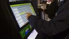 Comercio y hosteler�a ser�n los sectores a los que se ayudar� con los Vimi-Bonos 