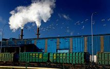 La planta de Sogama en Cerceda trata al mes unas 3.000 toneladas procedentes de Pontevedra.