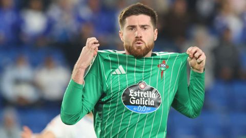 �lex Zalaya, defensa central del Racing de Ferrol