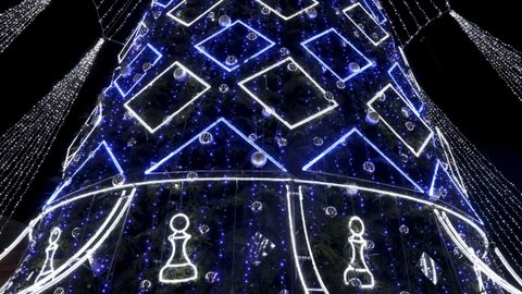 ILUMINACIÓN NAVIDEÑA EN VILNIUS, LITUANIA